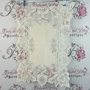Heritage Lace table cloth placemat white Cream Floral Overlay brand new tags